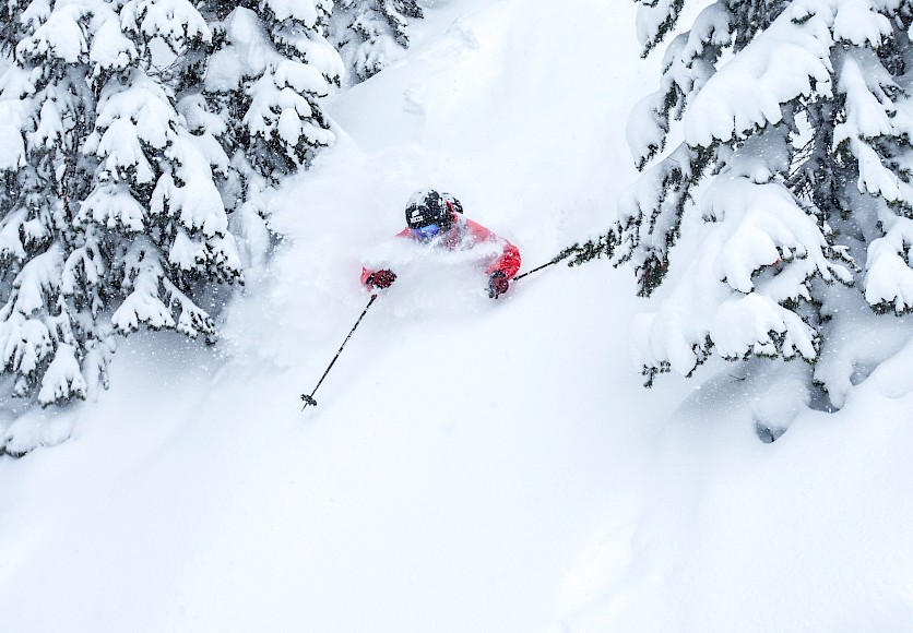 Deep powder at Stellar Heliskiing